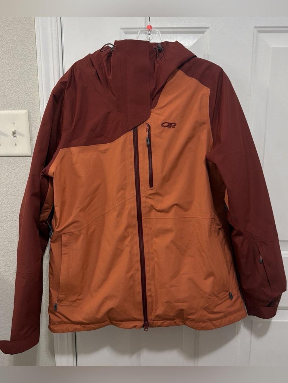 Outdoor Research Tungsten Jacket GORE-TEX Ski Jacket in Orange & Burgundy XL